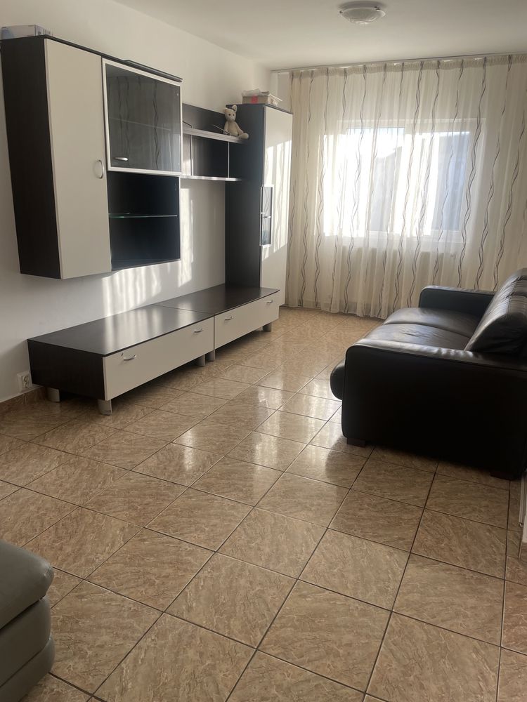 Proprietar inchiriez apartament