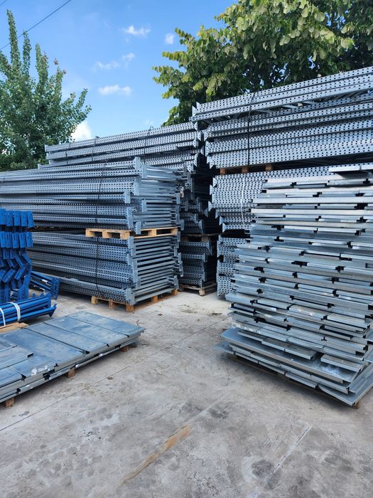 Rafturi metalice preț 90