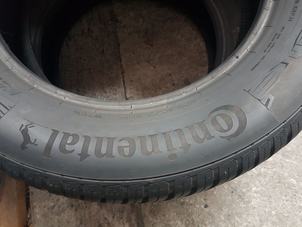Continental 215/65 R17 99V M+S all seson