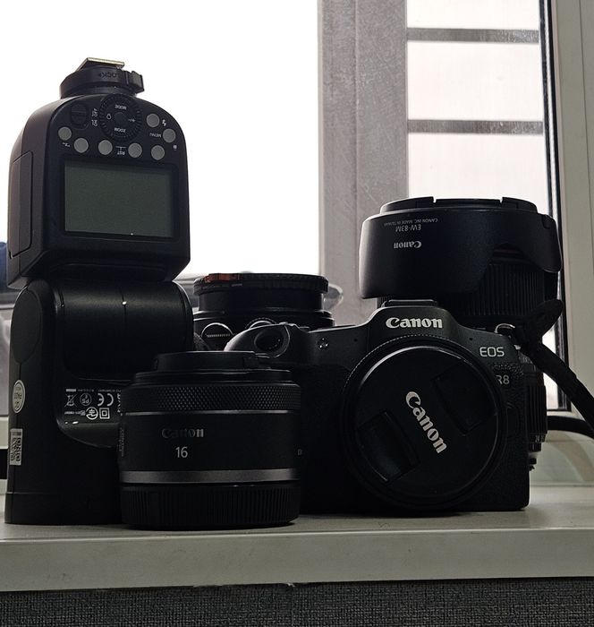 Canon R8 с объективами canon: 24-105 f4L, 50mm, 28mm,16mm, godox v1