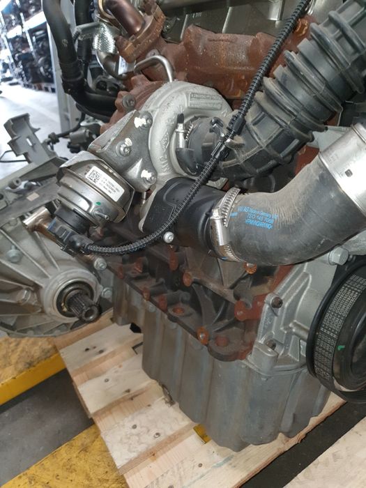 Motor VW T5, T6  2.0 tip motor CAA, 35000 km dezmembrari autoutilitare