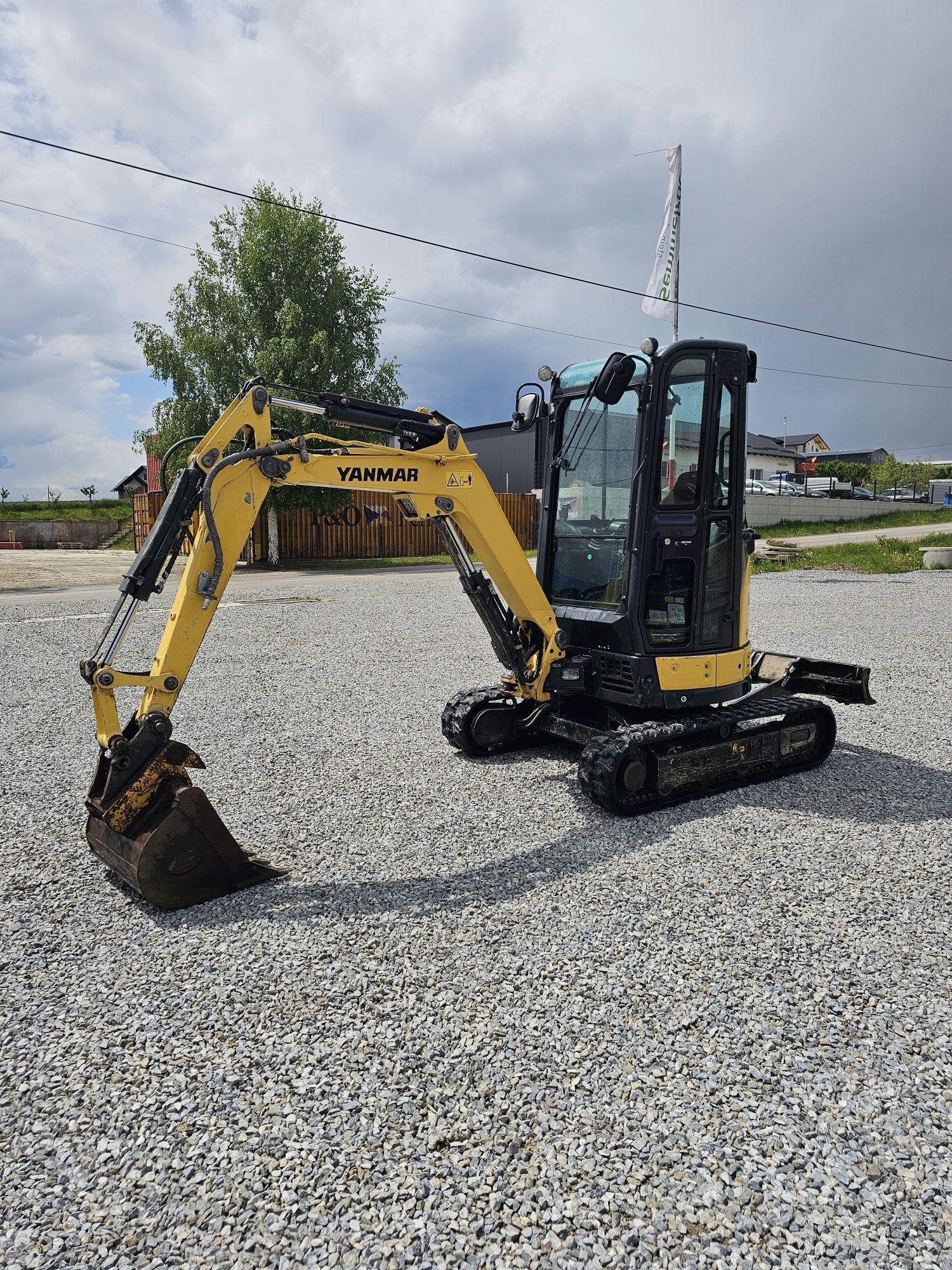 Mini excavator yanmar vio 23-6