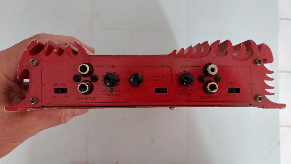 Amplificator auto RTO