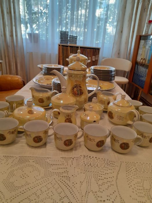 Set vesela / Serviciu de masa si ceai/cafea MADONNA pentru 12 persoane