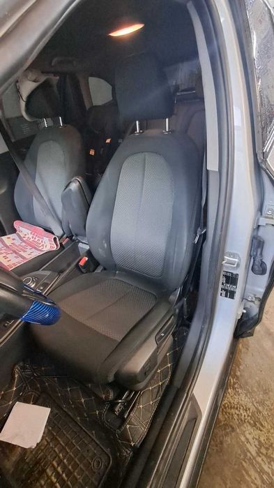 седалки и кори комплект за X1 F48 салон