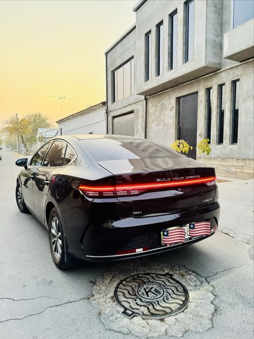 Byd chazor hybrid 2025