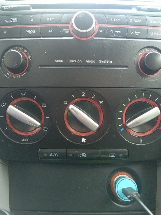 Vând Mazda 3 , 160.000 km