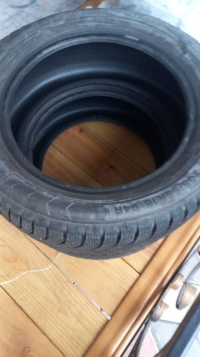 Продам зимние шины triangle 205/55R16