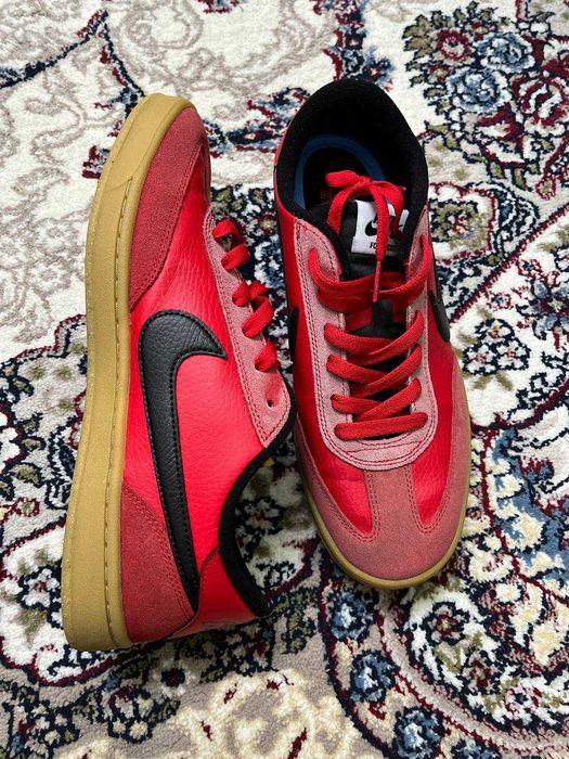Кроссовки Nike SB FCclassic