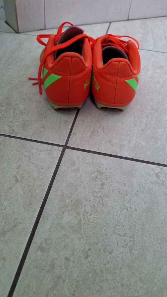 Бутонки за футбол Adidas 33н.