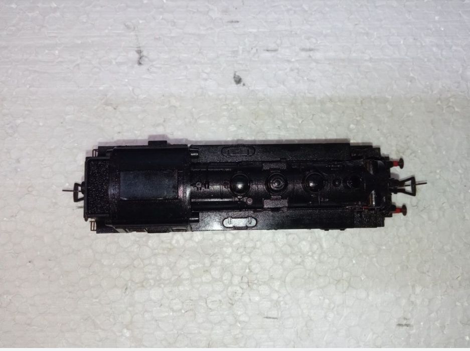 Locomotiva fleischmann BR064 scara H0, 1:87

Tracțiune integrală pe to