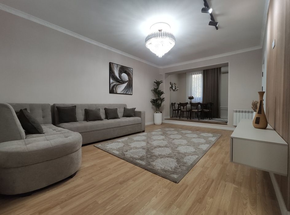 Продается 3/2/4 на Ц-5