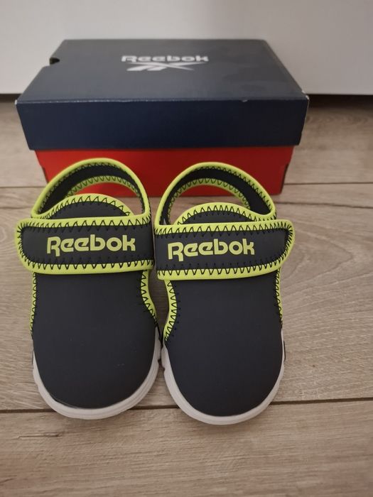 Детски сандали Reebok 23,5