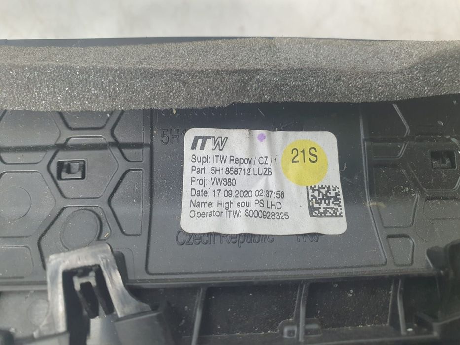 Ornament bord cu grila ventilatie 5h1858712 Volkswagen VW Golf 8  [di