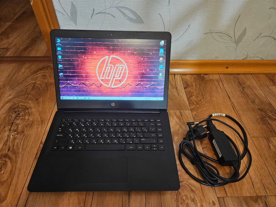 Продам надёжный, современный ноутбук HP 14-bp002ur