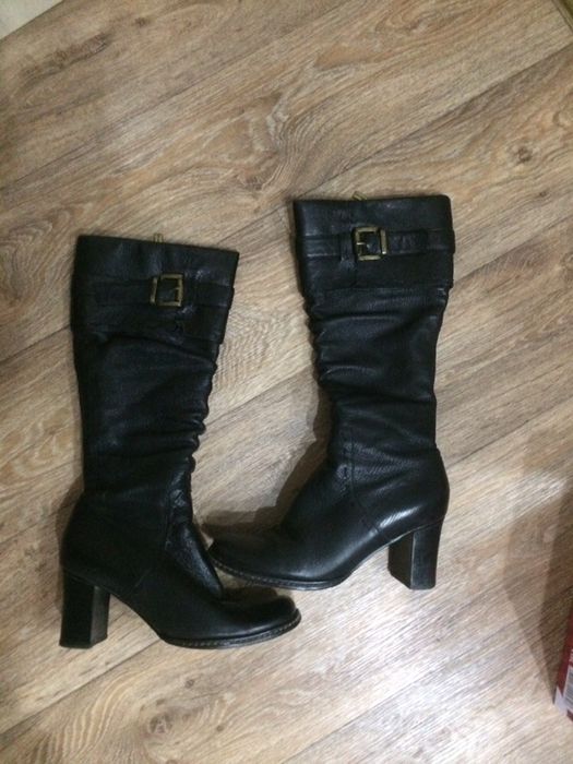 Сапоги демисезонные, натуральная мягкая кожа премиум качества.