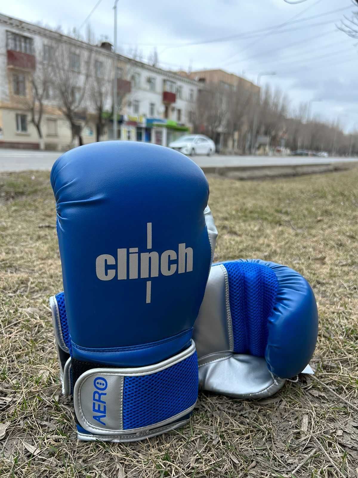 Боксерские перчатки Clinch размеры 10,12,14,16