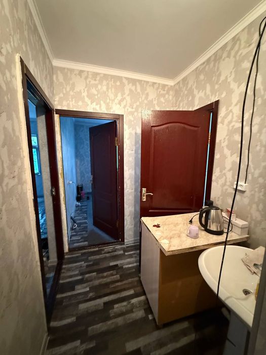 Продажа квартира Чиланзар 25- квартал центральная поликлиника 2 ком