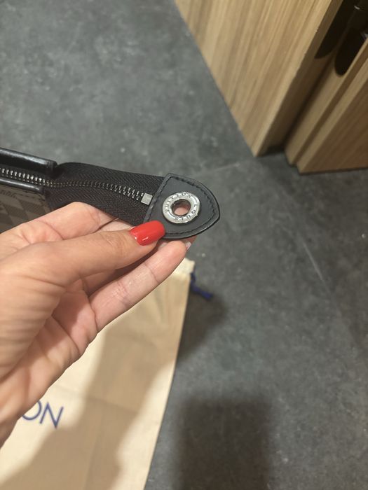 Мъжка чанта клъч Louis Vuitton