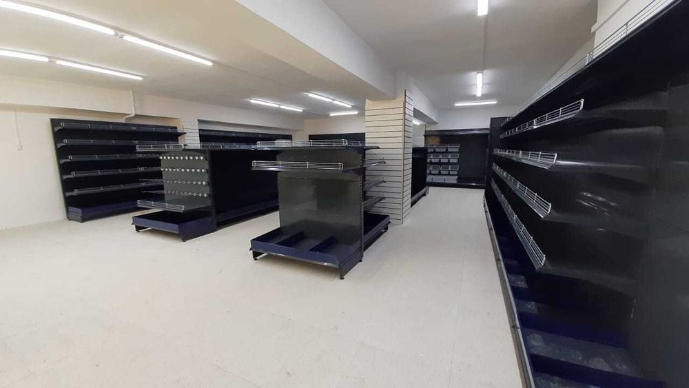 Продам БУ стеллажи торговые металлические, витрины Нордика.