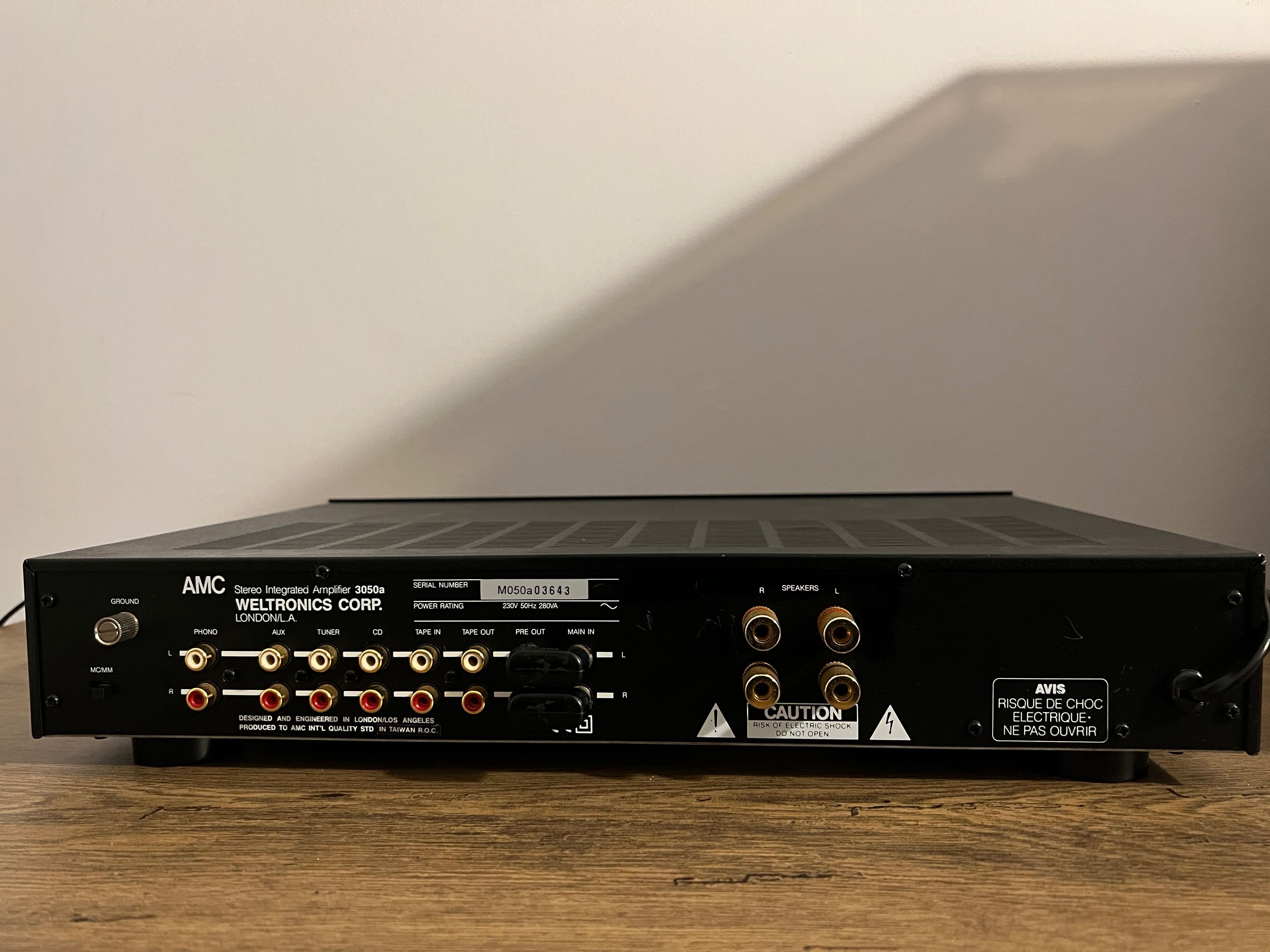 Amplificator integrat AMC 3050 A