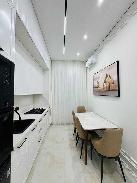 Сдаётся квартира Чиланзар 1 комнатная. Торговый Центр Чиланзара.