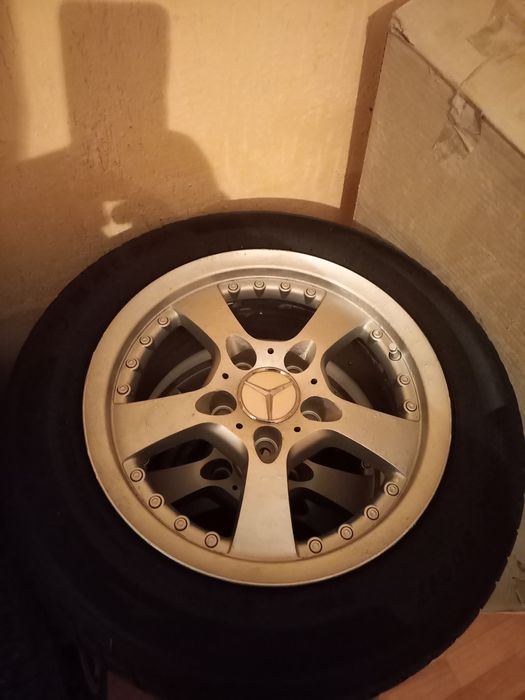 Продам зимнюю резину с дисками!
