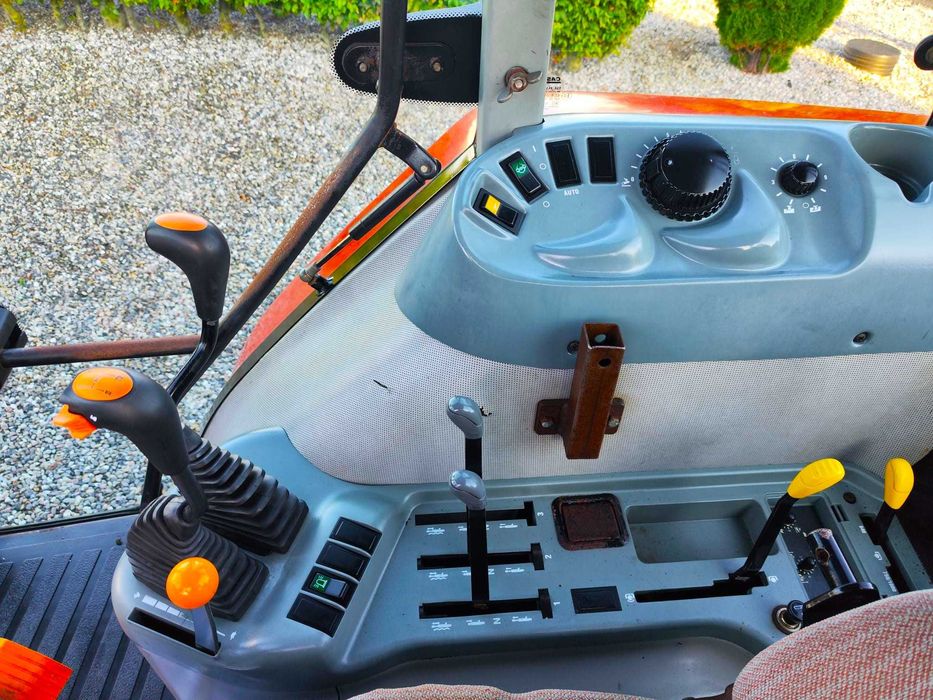 Tractor CASE CX 100 ore 4200 de 100 CP John Claas New Fendt Fiat 80 90