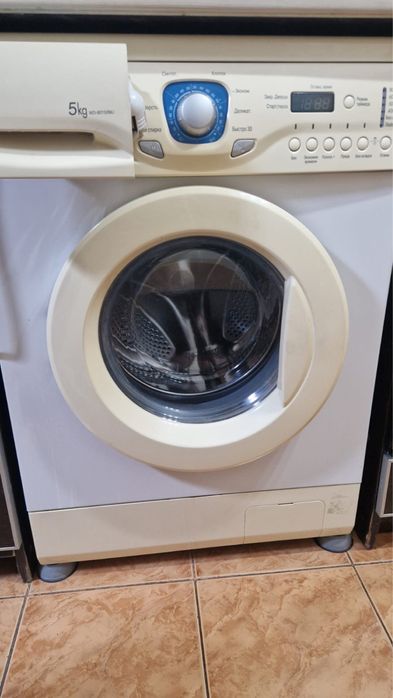 Продам стиральную машинку