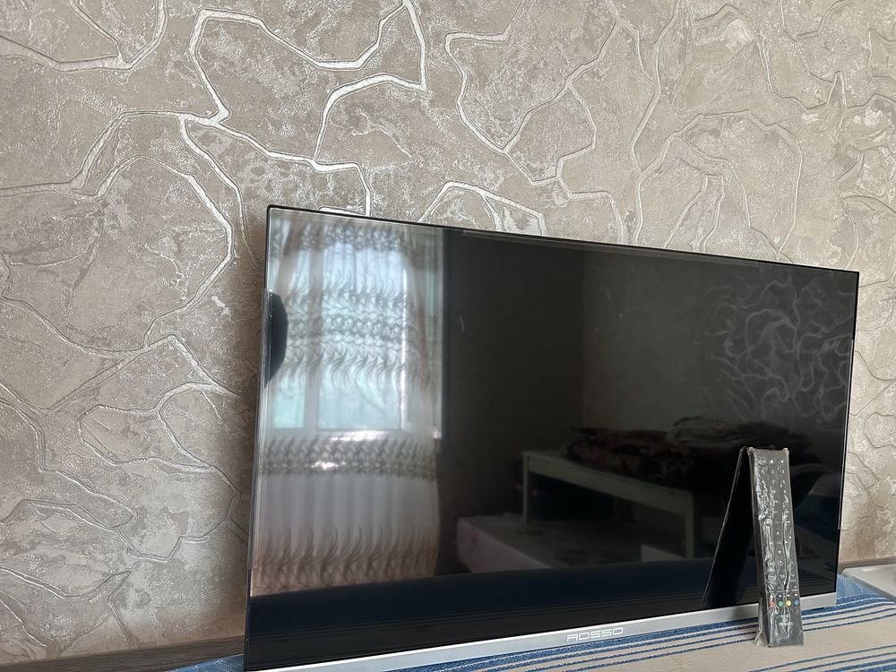 Smart TV ROSSO 32