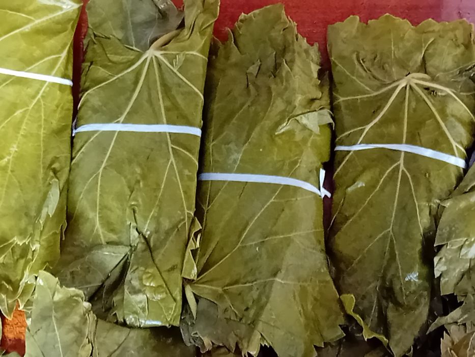 Frunze de viță murată Bio la 1 RON per pachet frunze de viță murată