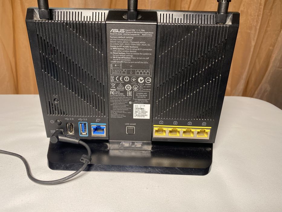 Router ruter Asus RT-AC68U