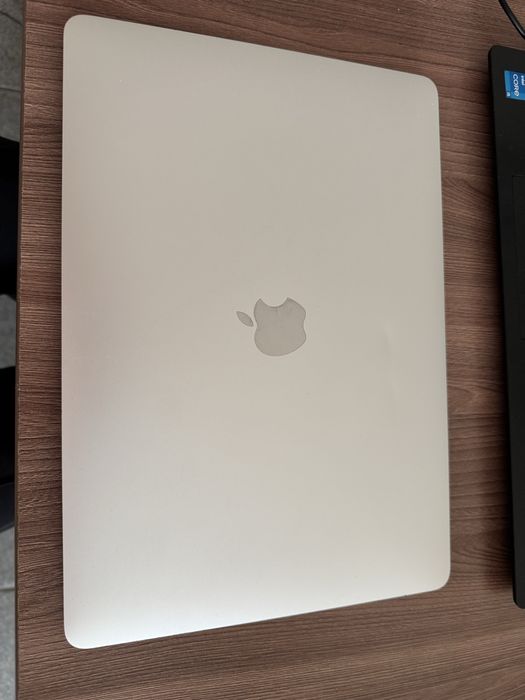 Macbook Air M1 8 Ram 256GB