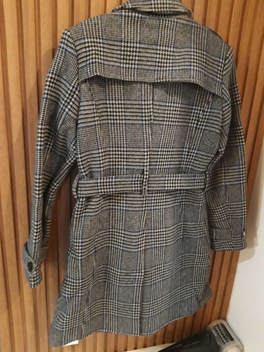 Палта BURBERRY , MANGO, ZARA и Katerina