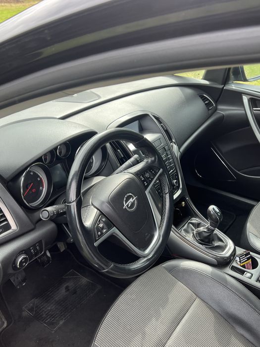 Opel astra J 1.7