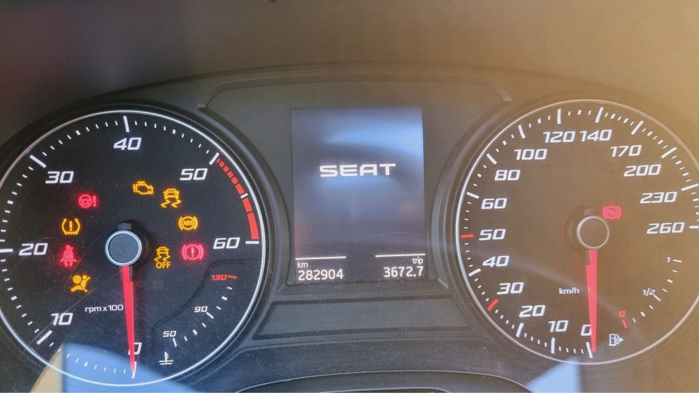 Vand Seat Leon 2016 1.6 TDI Automat