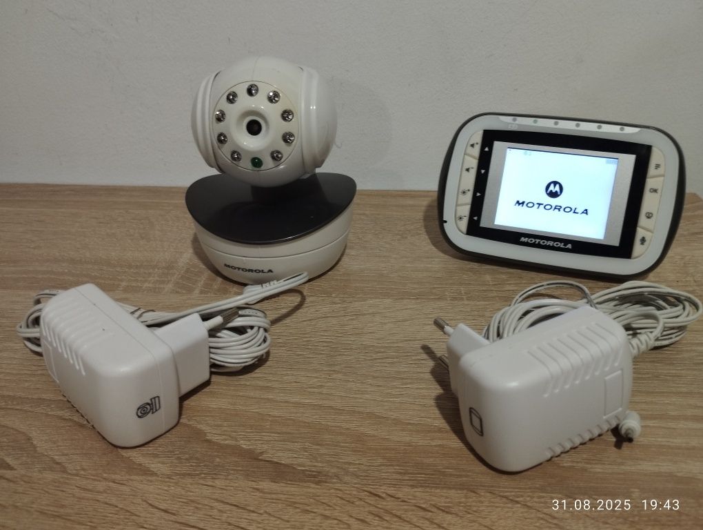 Бебефон Motorola MBP 4.0