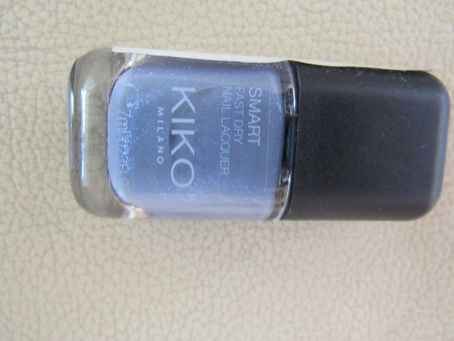 Бързосъхнещ млечно син  лак за нокти KIKO, неотварян