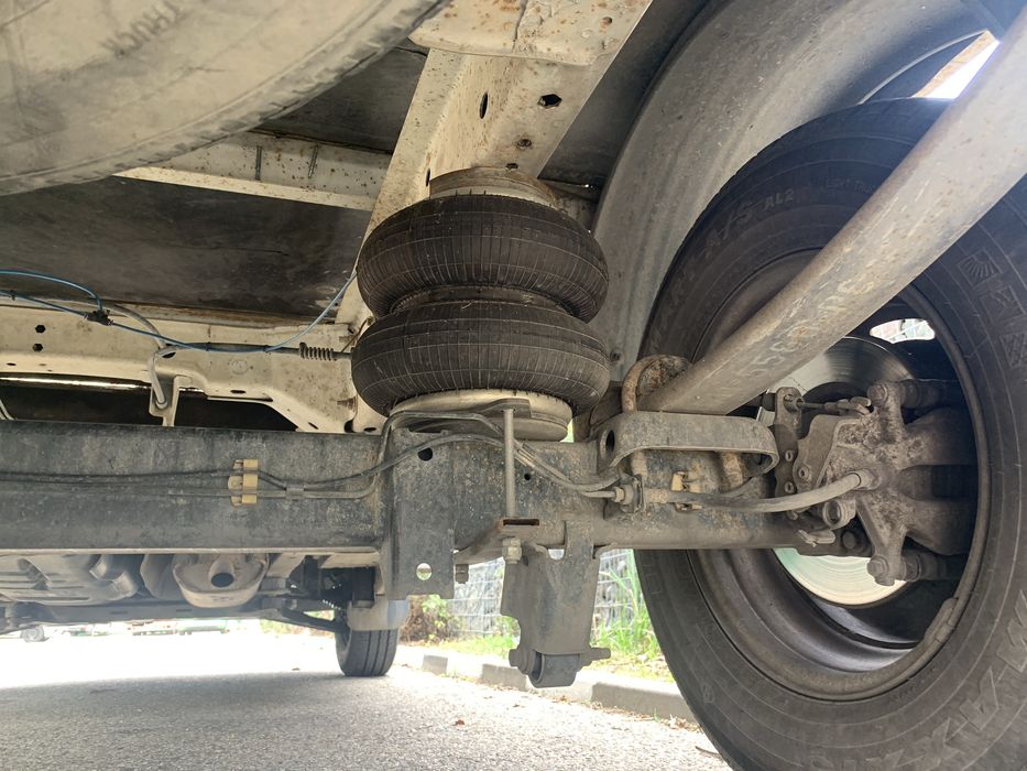 Ford Transit cu bena