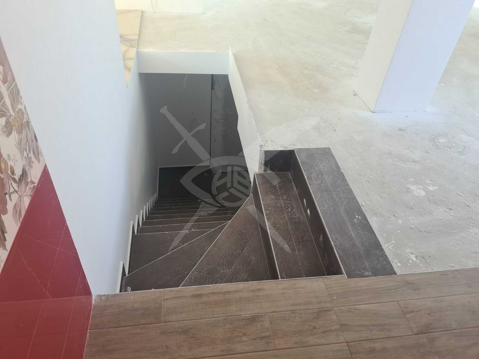 Продава се Многостаен апартамент в София, Манастирски ливади - 180 кв.м за 1306 €/кв.м - Снимка #6