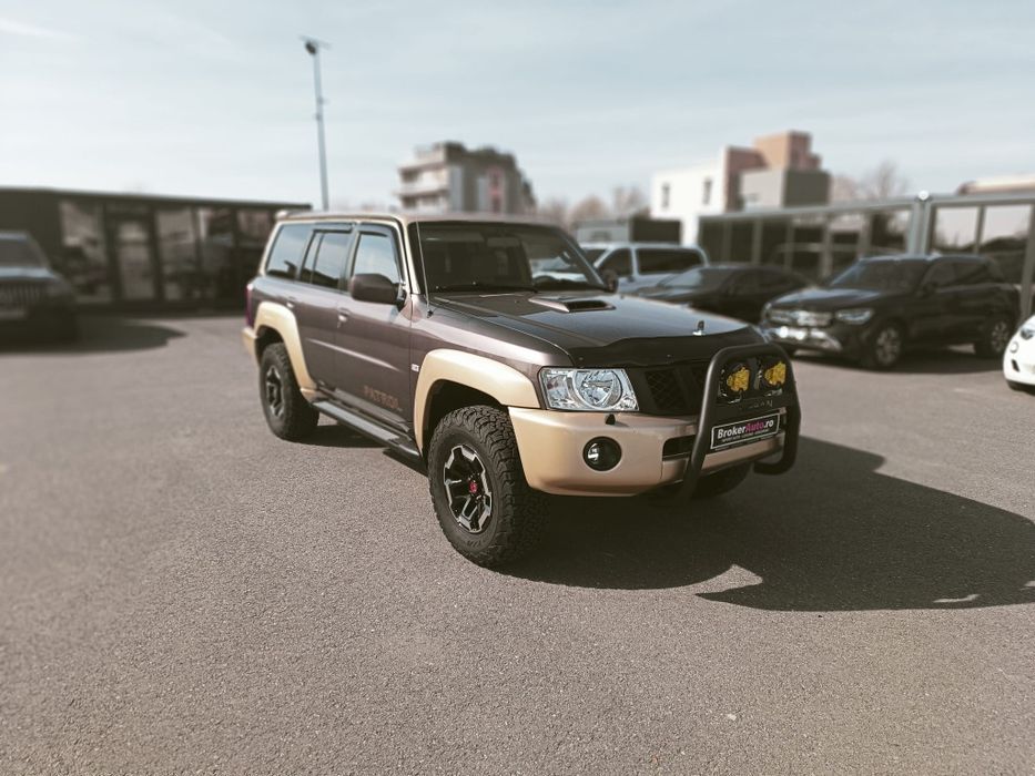 Nissan Patrol Y61