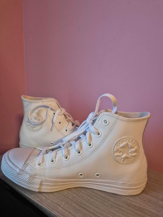 Кецове Converse.