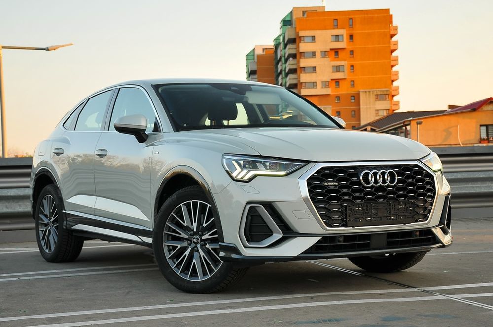 Audi  Q3 Sportback S-Line