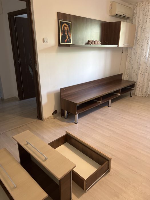 Mobila living mobexpert / triplustratificat