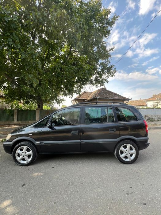 De vânzare Opel Zafira