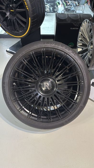 Roti complete Rolls Royce Cullinan 23’ Mansory Vossen