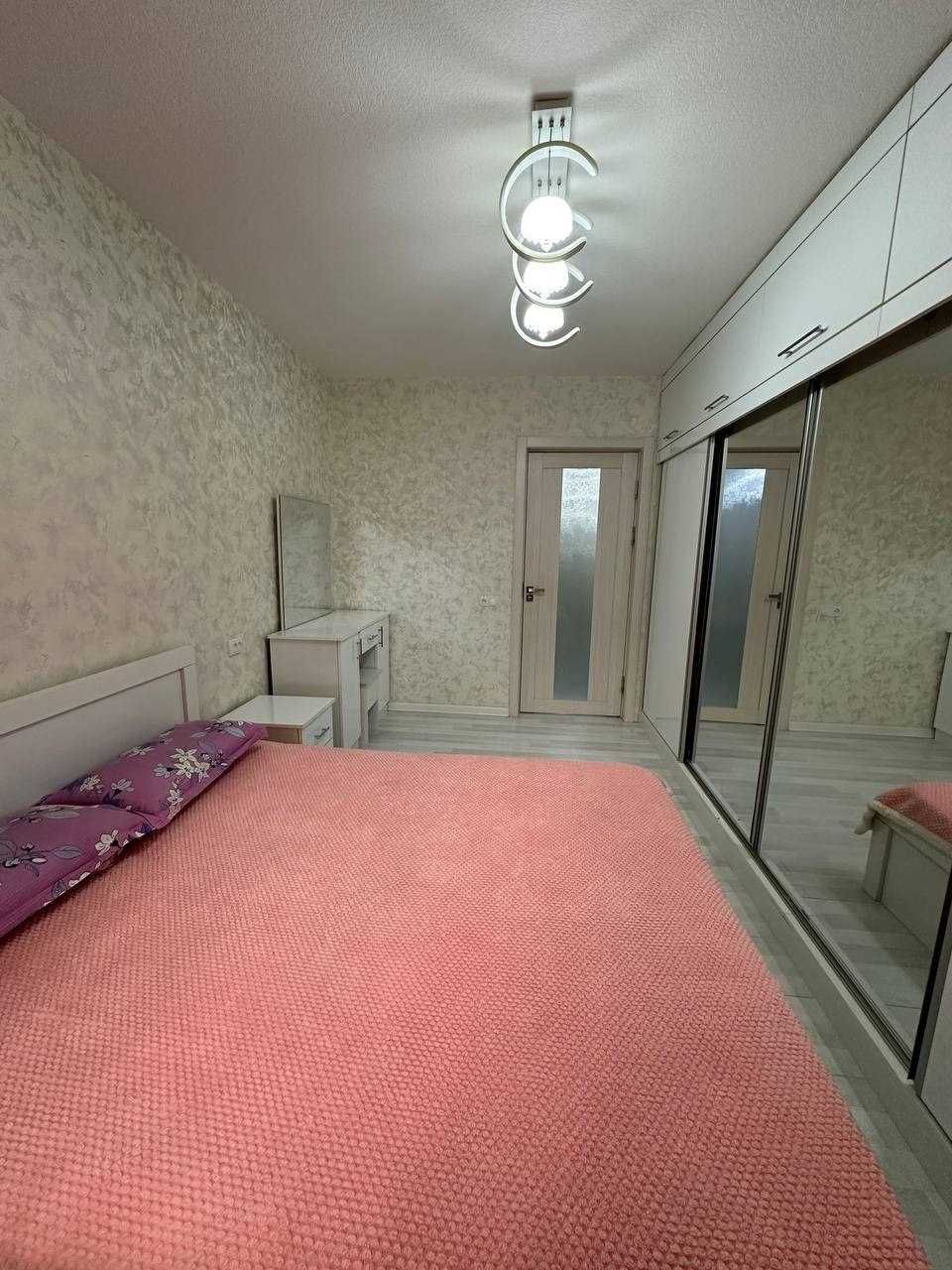 №3532. Сдам 3х-комнатную квартиру  Семейной паре.