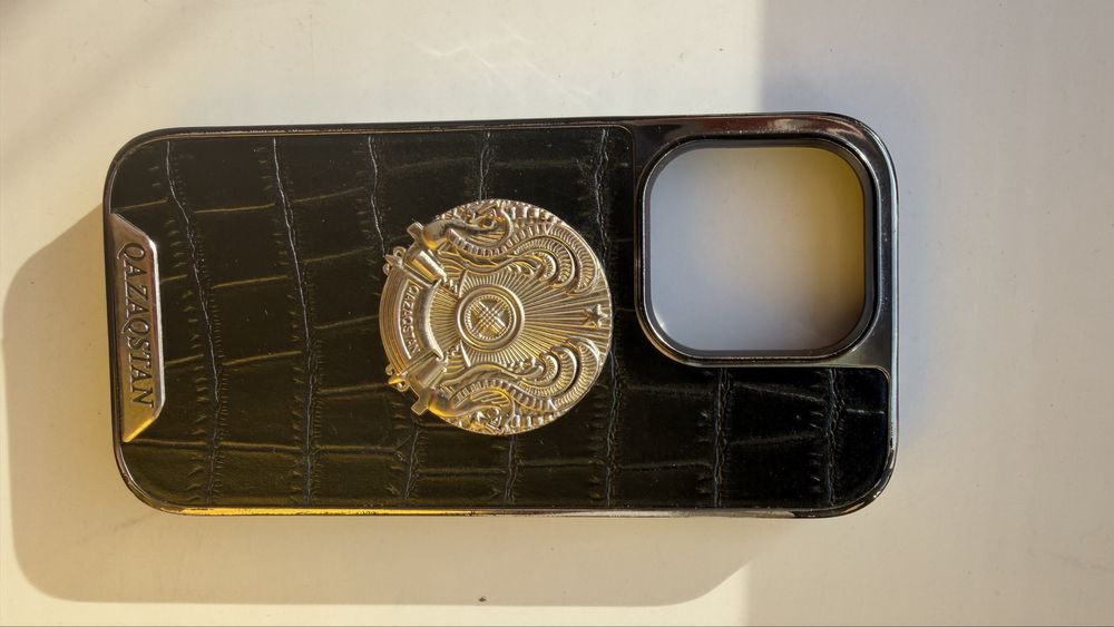 Чехол с гербом Казахстана на iPhone 14 Pro