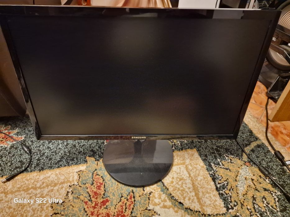 Monitoare led samsung cu defect ,display bune  pt reparatie  sau piese