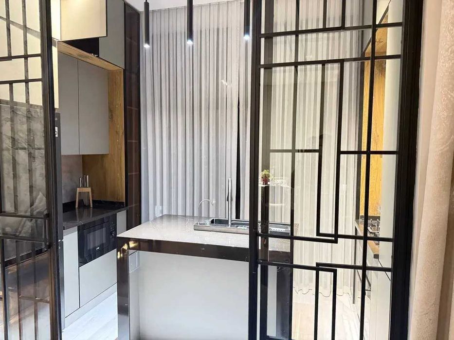 ЖК Мухташам 3/5/11 100м2 ориентир Финансовый институт Сдам СРОЧНО